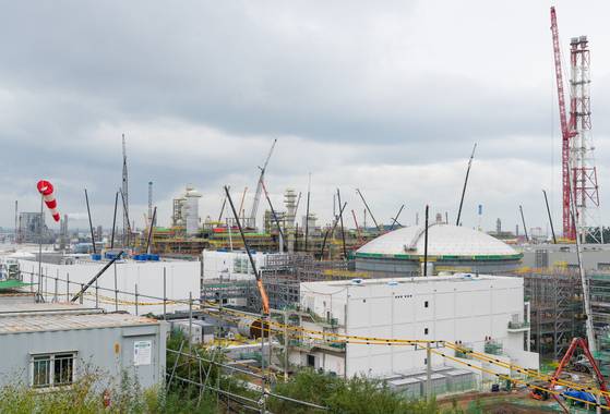 A view of S-Oil's $7 billion Shaheen project, which is being built in Ulsan. The construction is 85 percent complete, with an aim of finishing in June next year. [S-OIL]
