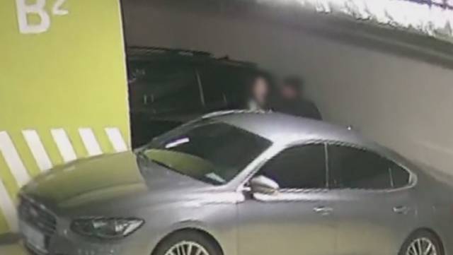 고의로 음주운전 사고를 낸 차량의 실체가 공개된다. /사진=JTBC 제공