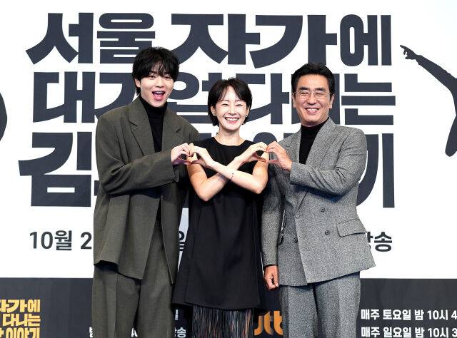 왼쪽부터 배우 차강윤, 명세빈, 류승룡 / JTBC