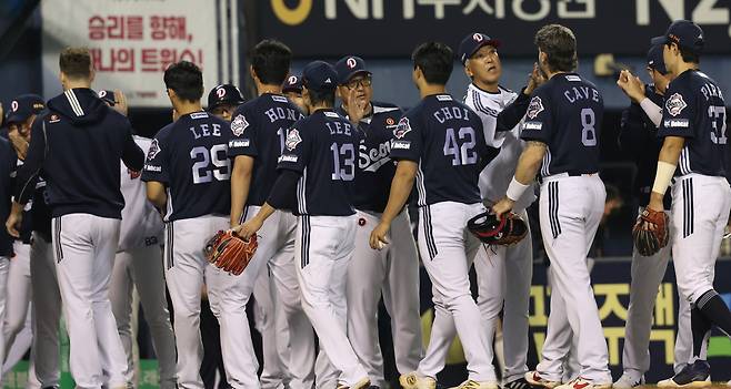 두산 선수단. 연합뉴스