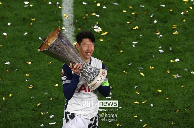 ▲ 손흥민은 이미 미국 메이저리그사커(MLS) LAFC로 이적했지만, 그의 이름은 여전히 토트넘 팬들의 입에서 가장 자주 오르내리고 있다. 그가 남긴 기록과 정신은 지금도 북런던 구단의 중심에 남아 있다.