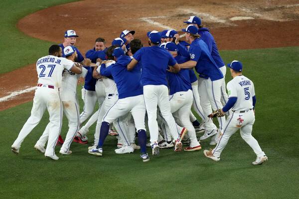 ▲ 시애틀 매리너스와의 아메리칸리그 챔피언십시리즈 7차전에서 결승 홈런을 때린 토론토 블루제이스 조지 스프링어. ⓒ연합뉴스/AP