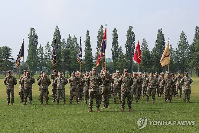 부대기 올린 주한미군 순환배치 여단 [연합뉴스 자료사진]
