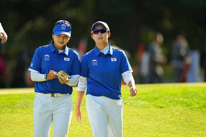 왼쪽부터 최혜진, 김효주(사진=대회조직위 제공)