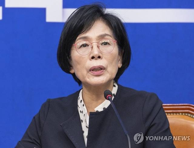 국회 과학기술정보방송통신위원회(과방위) 위원장을 맡고 있는 최민희 더불어민주당 의원. [연합뉴스]