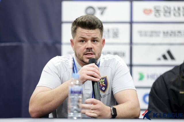 레알 솔트레이크 필립 커슨스 감독./한국프로축구연맹