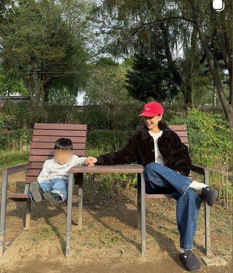 [서울=뉴시스] 리듬체조 선수 출신 방송인 손연재가 아들과 함께한 근황을 전했다. (사진=손연재 인스타그램 캡처) 2025.10.22. photo@newsis.com *재판매 및 DB 금지