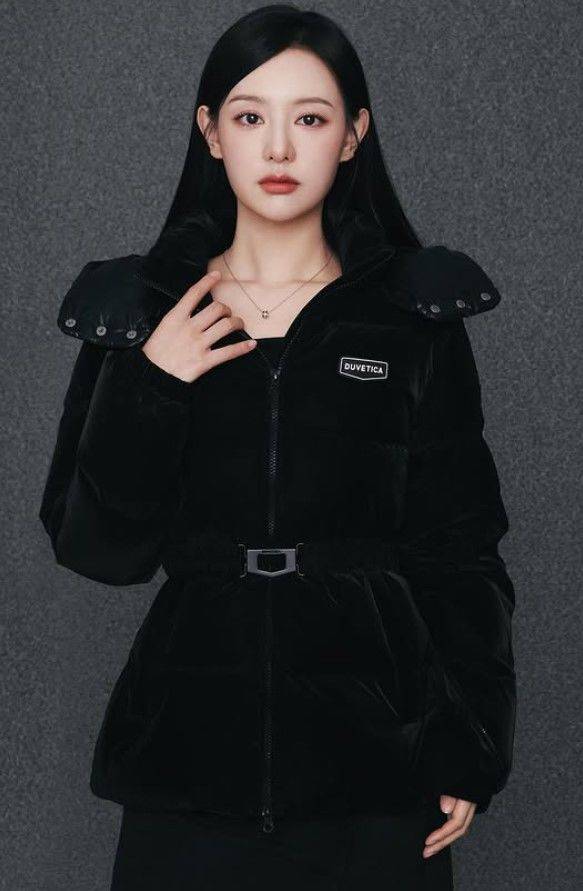 [서울=뉴시스] 김지원. (사진=김지원 인스타그램 캡처) 2025.10.23. photo@newsis.com *재판매 및 DB 금지