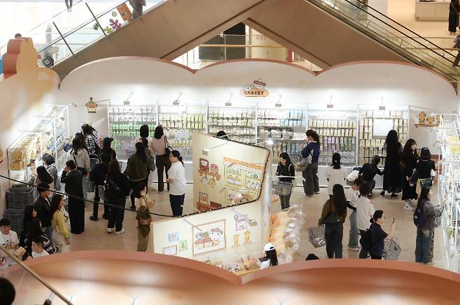 '마루는 강쥐' 팝업스토어 전경. 네이버웹툰 제공