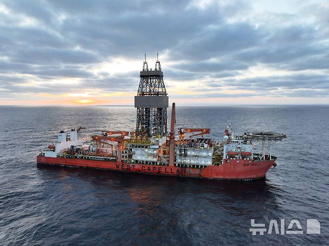 [세종=뉴시스]웨스트 카펠라호 전경.(사진=석유공사 제공)