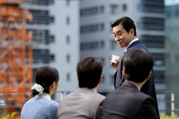 서울 자가에 대기업 다니는 김 부장 이야기 스틸컷. [사진=넷플릭스]