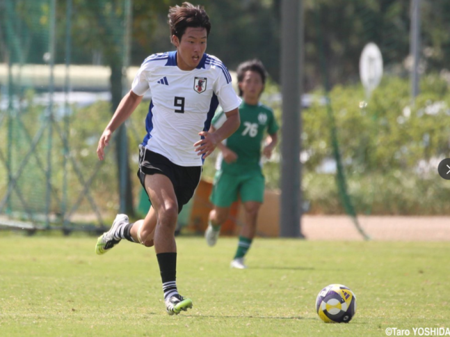 ▲ 2008년생인 다니 다이치는 1990년대 '슬픈 언약식' '무한지애' 등을 히트시킨 가수 김정민과 일본인 아내 루미코의 세 아들 중 둘째로, 한국 이름은 김도윤이다. 184㎝ 72kg의 준수한 신체조건을 지닌 차세대 스트라이커로 주목받고 있다. ⓒ 게키사카 캡쳐