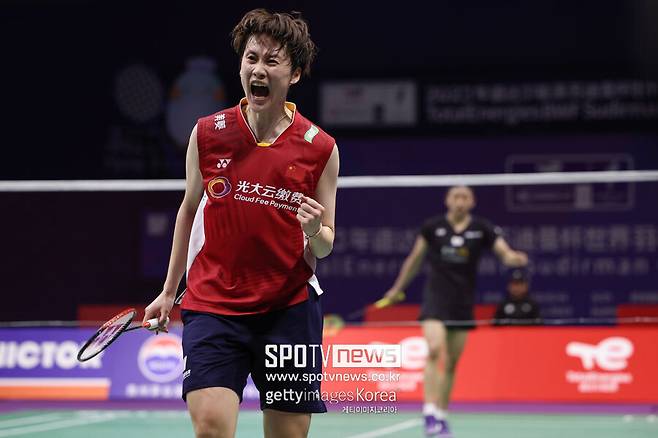 ▲ 올 시즌 안세영과 맞대결에서 2승 4패로 밀리고 있는 천위페이는 정작 8월 열린 세계선수권대회에서 안세영을 이겨 심리적으로 우위에 서 있다는 평가를 받고 있다.