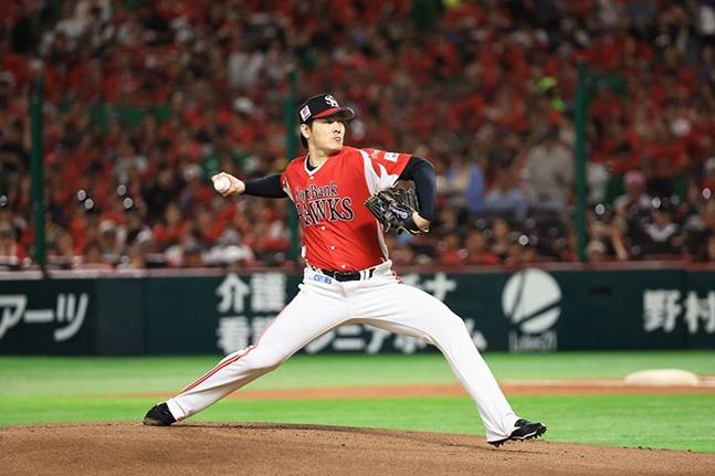 패전 투수가 된 아리하라. /사진=소프트뱅크 호크스 공식 홈페이지