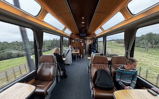 노던 익스플로어의 식당 칸&nbsp;/ 사진=김소은