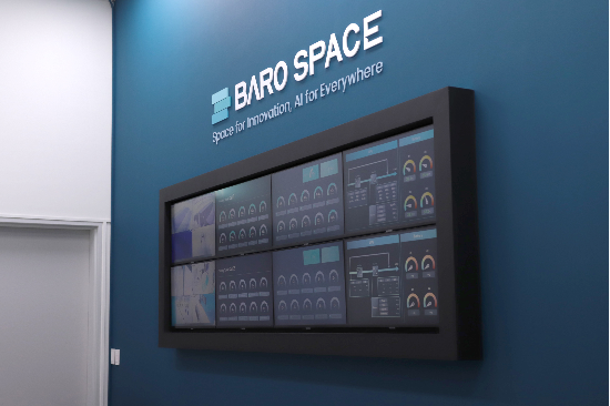 평택 BARO SPACE 모니터링룸. 자체 개발한 DC Management System을 통해 전력, 냉각, ups 등 주요 지표를 실시간으로 관리한다. (사진=바로AI)