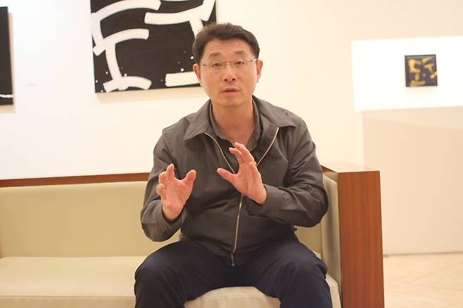 미주한상총연 양경호 글로벌사업본부장 (목포=연합뉴스) 박현수 기자 = 25일 연합뉴스와 인터뷰하는 미주한인상공회의소 총연합회(미주한상총연) 양경호 글로벌사업본부장. 2025. 10. 25. phyeonsoo@yna.co.kr