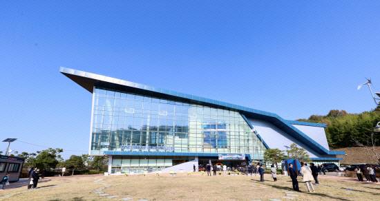 사천 첨단항공우주과학관