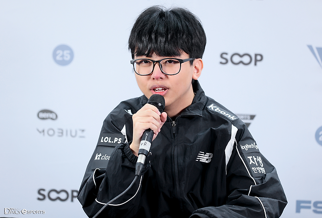 자신의 강점을 잘 살려 4강전에서도 활약하겠다는 '우타' 이지환.