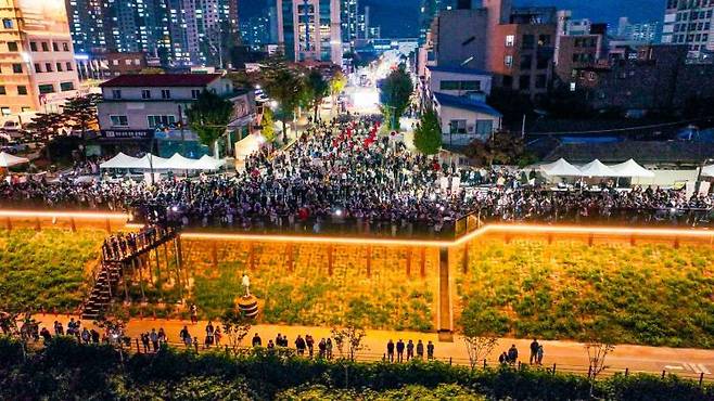 남한강 테라스(양평 물들임 테라스 축제). 양평군 제공