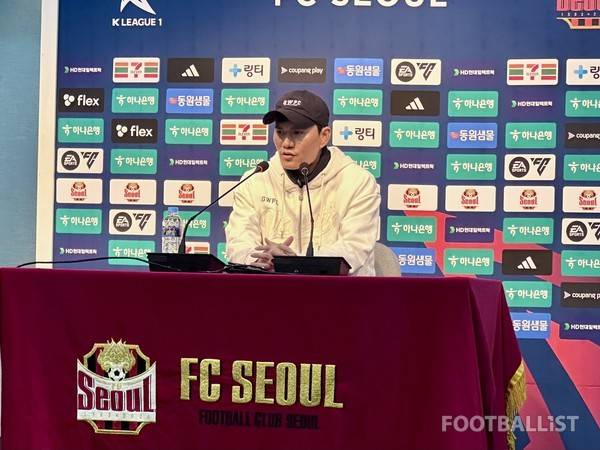 정경호 강원 감독. 김진혁 기자