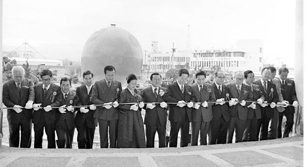 ▲1974년 제주 KAL호텔 개관식 모습