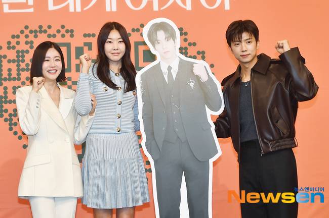 황우슬혜-한혜진-수빈-장우영