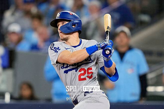 ▲ 시즌 내내 발목 부상을 안고 산 토미 에드먼은 시즌 뒤 수술을 할 수 있다고 여지를 열었다