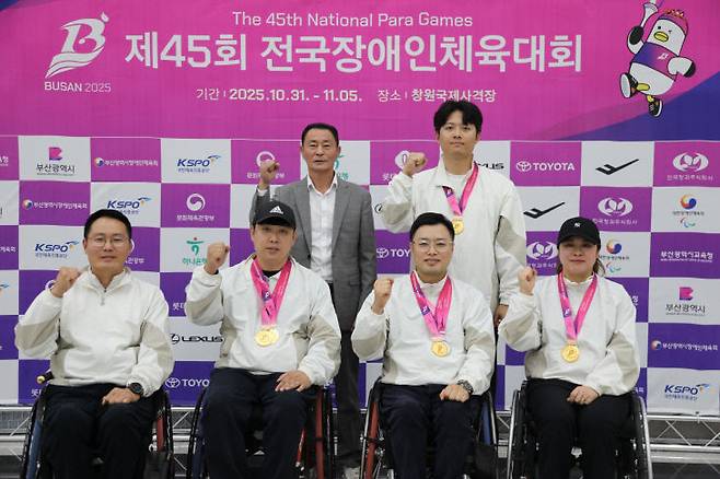 세종시 장애인선수단이 전국체전 사전대회에서 12개의 메달을 획득하며 종합순위 1위에 올랐다. /세종시 제공