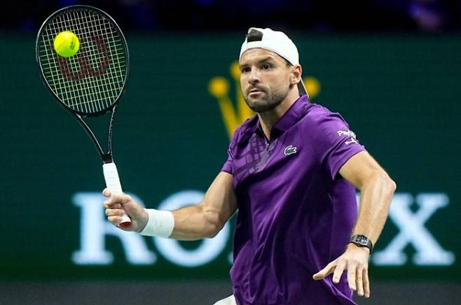 복귀전인 파리마스터스 1라운드에서 승리한 그리고르 디미트로프.