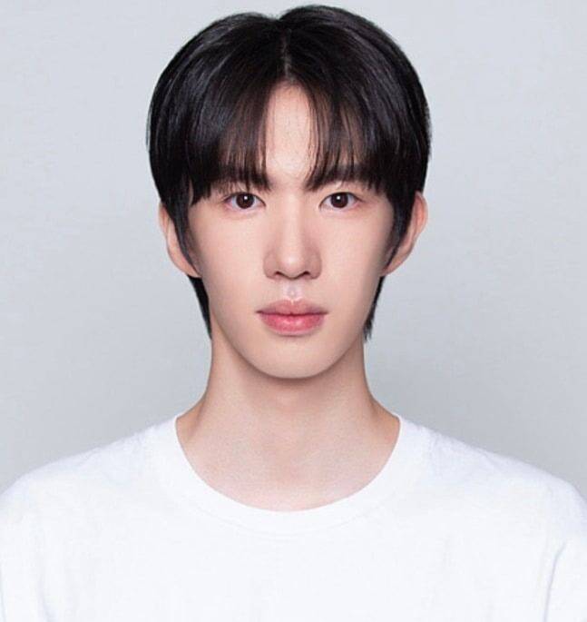 모덴베리코리아 연습생 하민기./ 모덴베리코리아