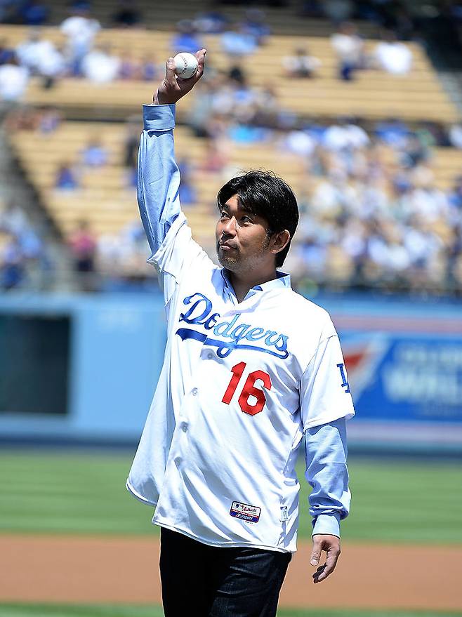 2013년 다저스에서 시구를 했던 노모. Getty Images코리아