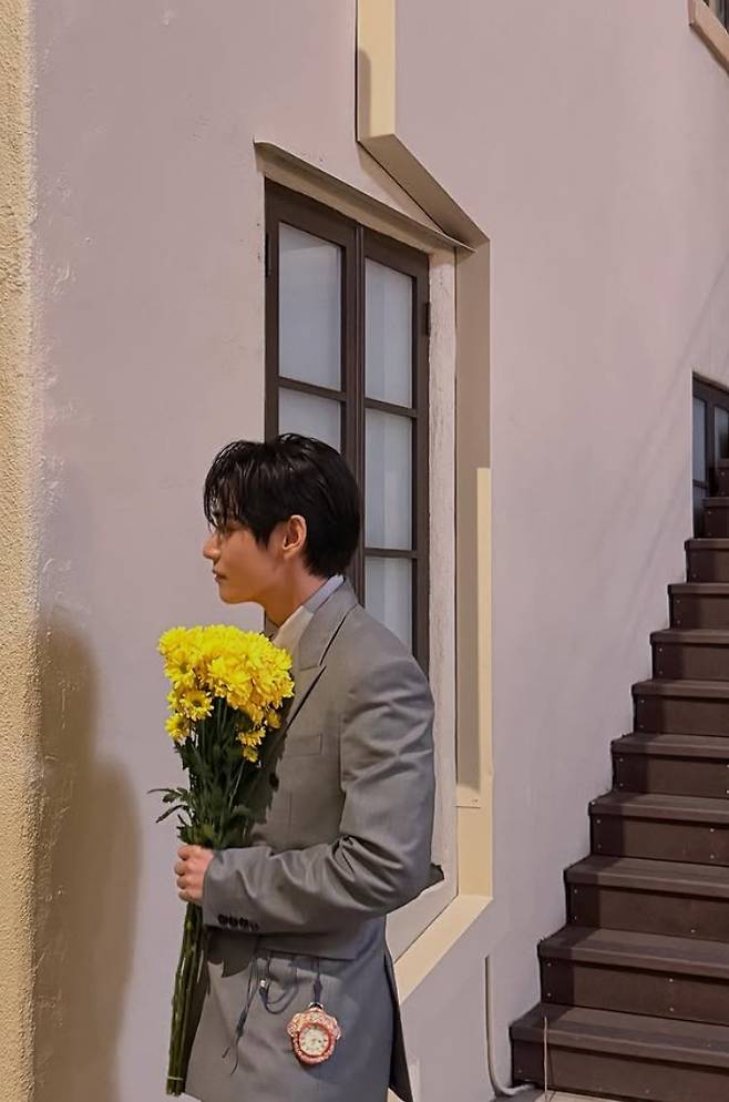 사진 뷔 인스타@THV