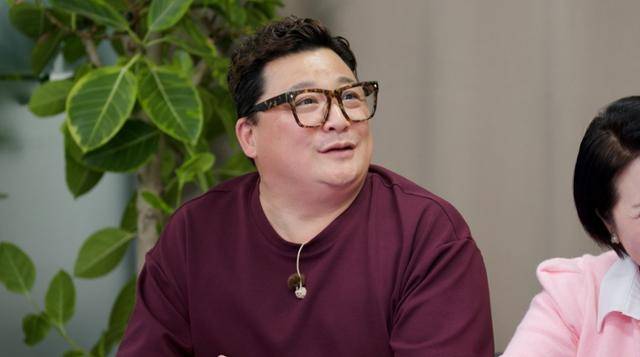 방송인 윤정수가 김숙과의 양다리 의혹에 해명했다. KBS2 제공