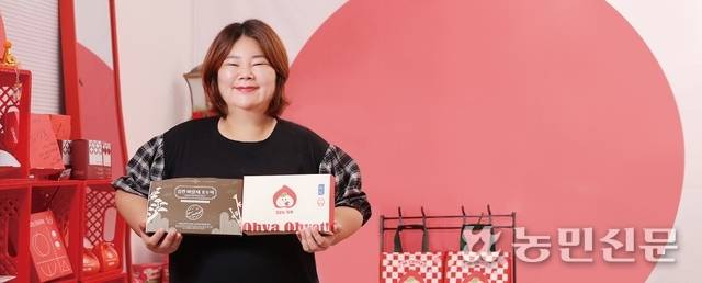 원지희 오야오얏 대표는 경북 김천 특산물인 자두로 떡·커피·청 등을 만든다. 사시사철 자두의 맛과 향을 느낄 수 있다. 김천=김원철 프리랜서 기자