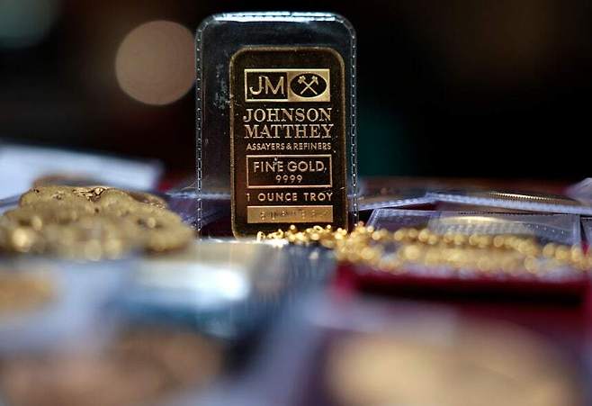 내년 중반 이후에는 온스당 5000달러 회복도 충분히 가능하다는 전망이 나왔다. 게티이미지