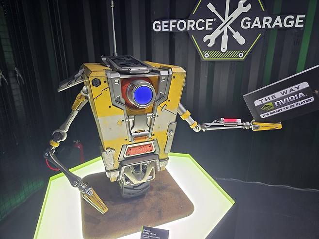 - 클랩트랩, 여기서 뭐하고 있니