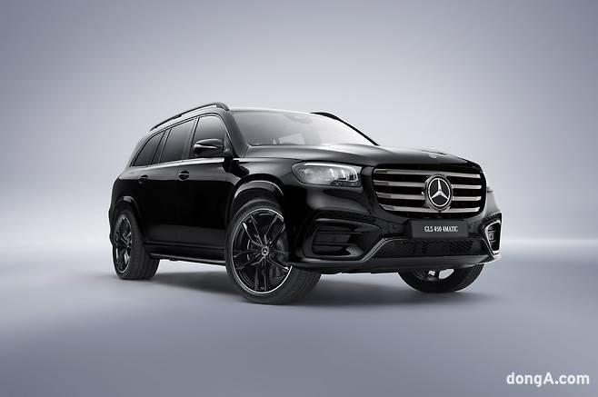 GLS450 4매틱 AMG 라인 프리미엄 나이트 에디션.