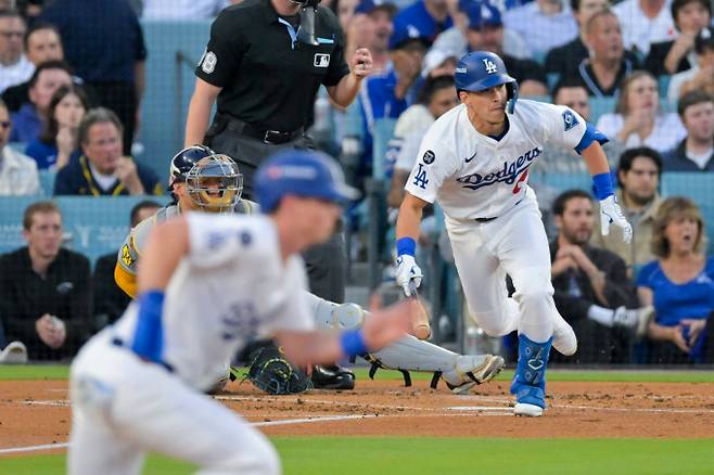 토미 에드먼과 앤디 파헤스가 심각한 타격 부진에 빠졌다. 사진은 다저스에서 활약 중인 에드먼. /사진=로이터