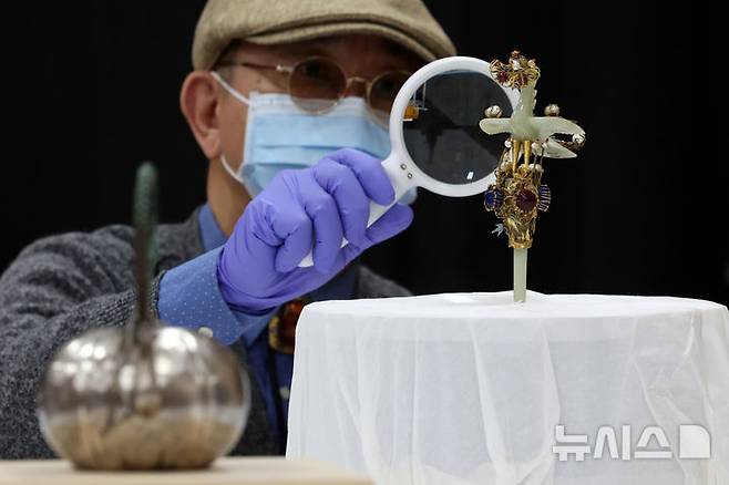 [=ý]   = ùڹ   ս  簡  30  α ùڹ    ڰ '' 'ģպ Ȳ' 캸 ϰ ִ. 2025.10.232025.10.00. pak7130@newsis.com