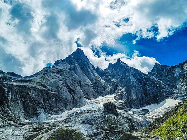 피츠바딜레와 연봉들.