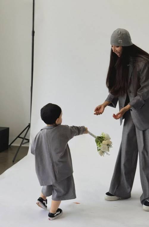 ▲ 문가비와 아들. 출처| 문가비 인스타그램