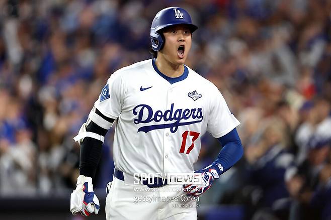 ▲ 홈런치는 선발투수 오타니 쇼헤이. 그러나 올해 선수들이 선정한 '플레이어스초이스 어워드' 올해의 선수상은 칼 랄리(시애틀 매리너스)에게 돌아갔다.