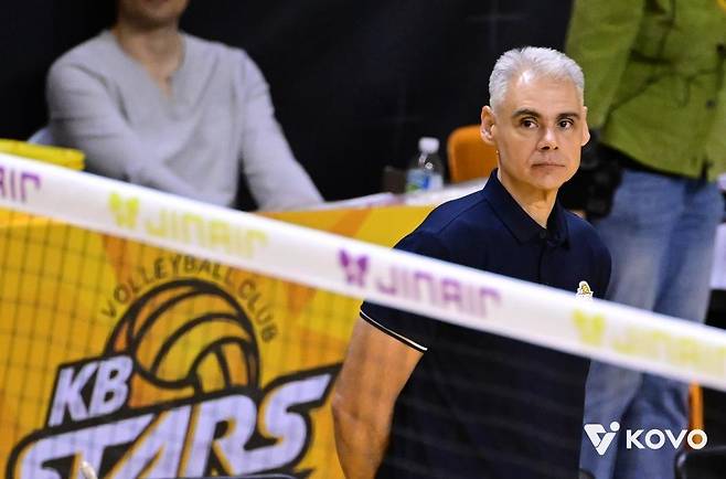 레오나르도 카르발류 KB손보 감독 [한국배구연맹 제공. 재배포 및 DB 금지]