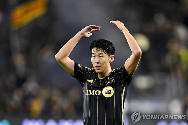 손흥민의 연봉이 MLS 전체에서 리오넬 메시 다음으로 드러났다.연합뉴스