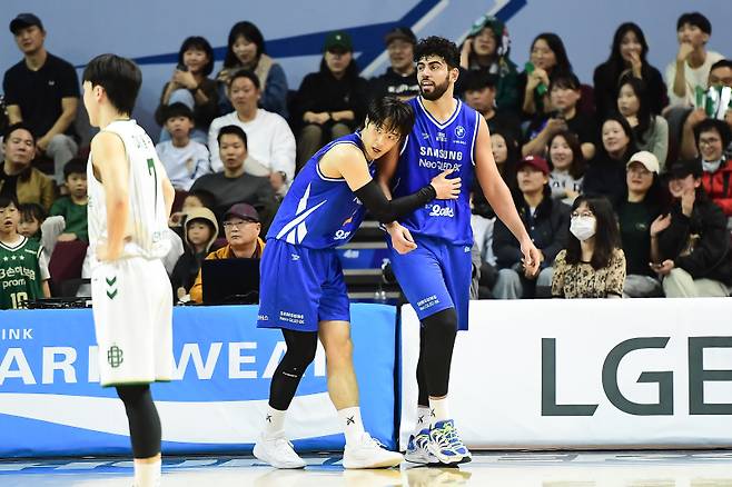 올 시즌 서울 삼성의 복덩이 외국인 선수로 거듭나고 있는 케렘 칸터. KBL 제공