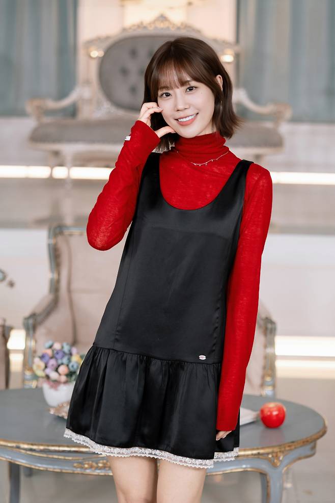 가수 허영지. 사진제공=SBS Plus, Kstar ‘리얼 연애실험실 독사과’