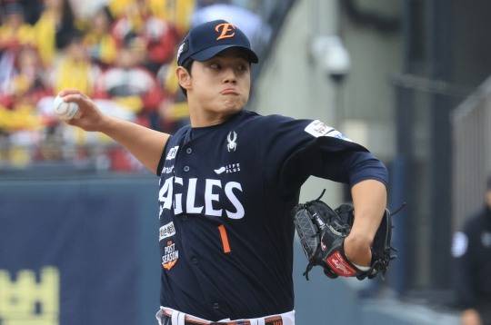 1차전 한화 선발투수로 나선 문동주. 사진[연합뉴스]