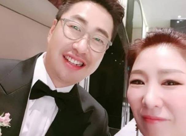 심리상담가 이호선 교수가 암투병 중 세상을 떠난 백성문 변호사를 추모했다. [사진출처 = 이호선 SNS]