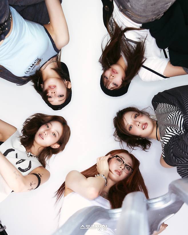 르세라핌 콘셉트 포토. 쏘스뮤직 제공